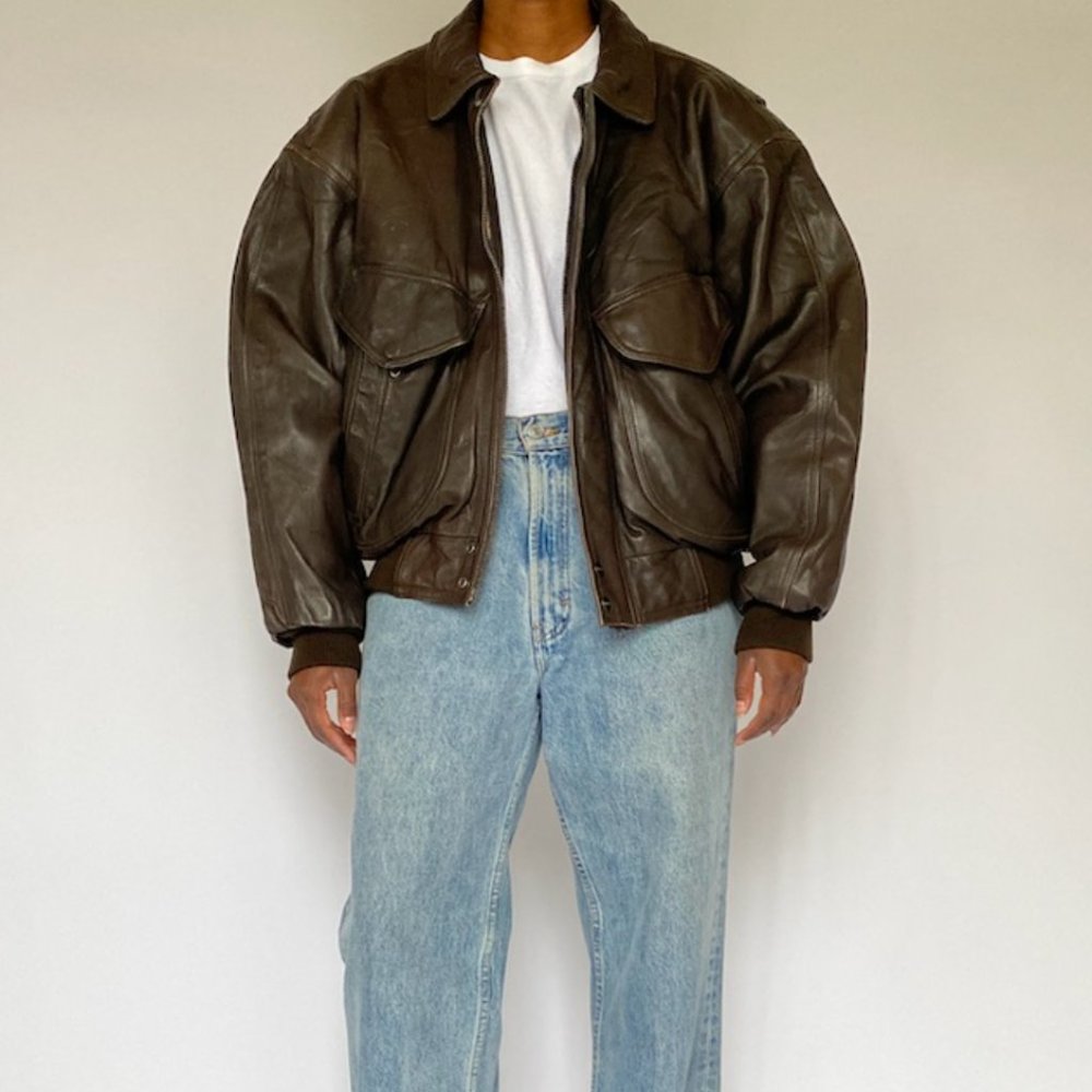 VINTAGE OVERSIZED DARK BROWN LEATHER JACKET